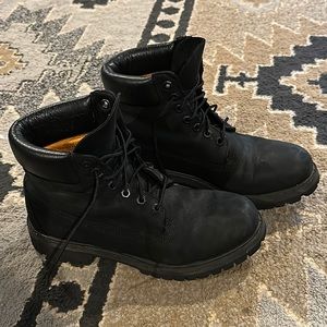 Men’s size 8 classic 6” black Timberland Boots